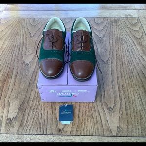 Vintage Fantom Ladies golf shoes